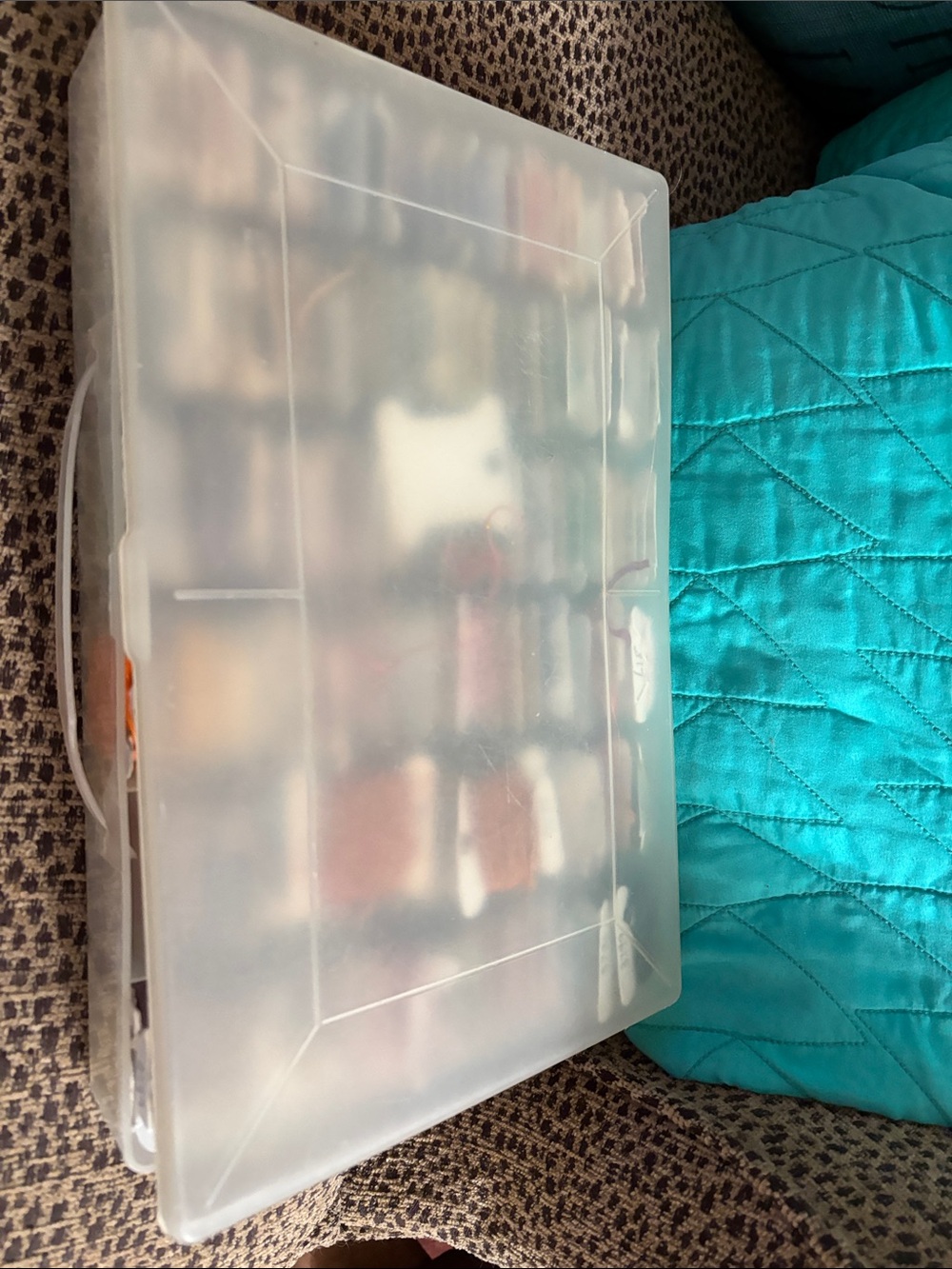 Thread Storage Organizer Box - Picture 2 of 5